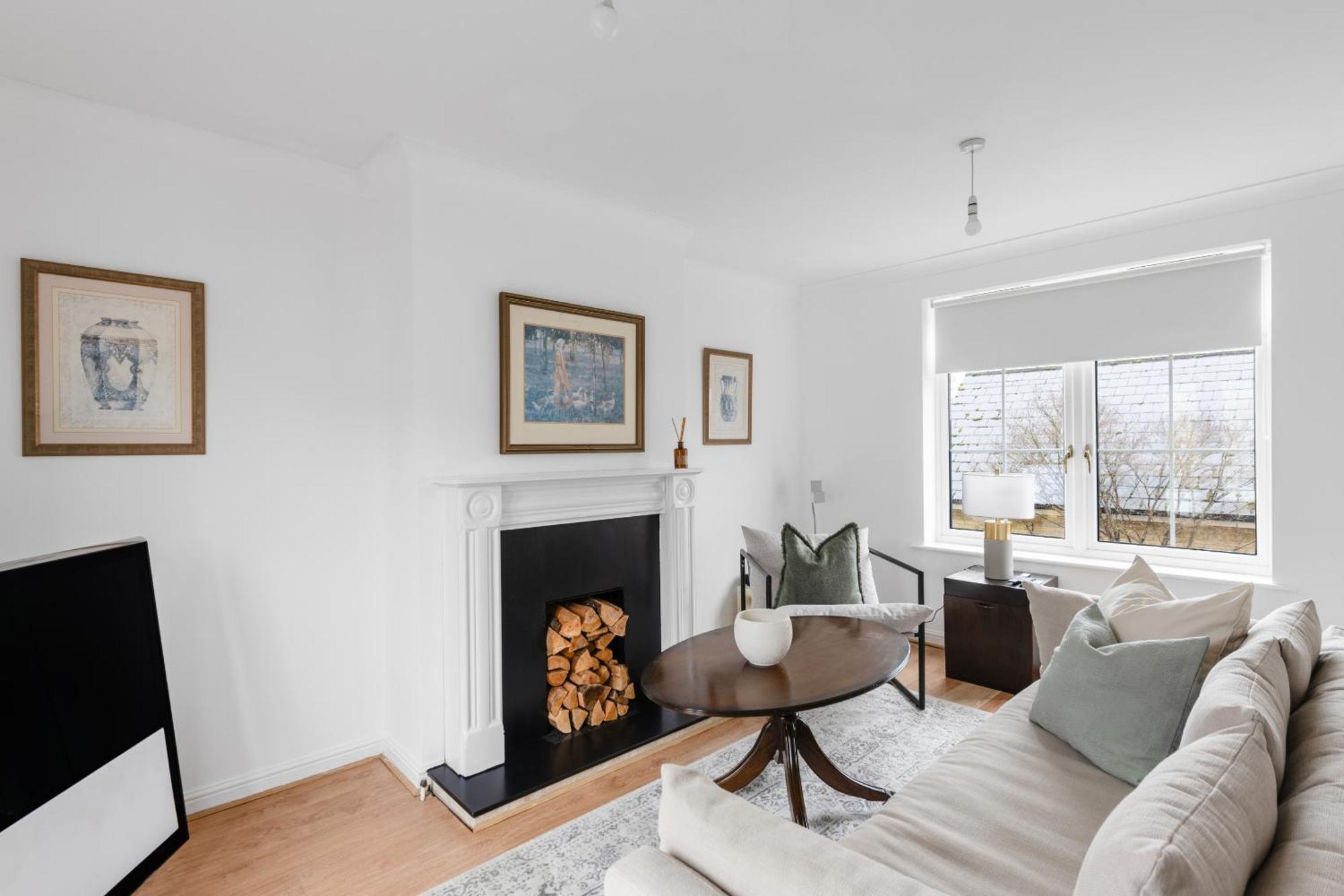 Luxurious 3 Bed House With Free Parking, Close To The Train Station & Town Braintree Exterior photo